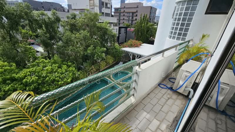 P.R. Home 3, Bangkok, 39-3 Soi Torsak, Khlong Tan Nua, Watthana, Bangkok, 2 Bedrooms, 200 sqm, Condo For Rent, by BANGKOK PROPERTY AGENTS, 500380750 - DDproperty.com