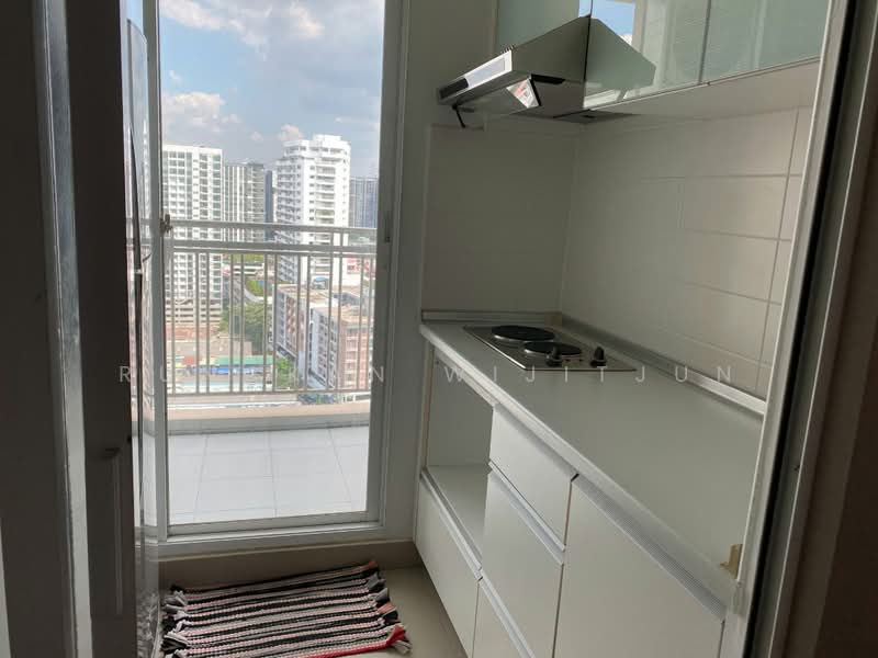 Lumpini Suite Pinklao, Bangkok, 1 Somdet Phra Pin Klao Rd, Bang Yi Khan, Bang Phlat, Bangkok, 2 Bedrooms, 71 sqm, Condo For Sale, by Rungkan Wijitjun, 500380768 - DDproperty.com
