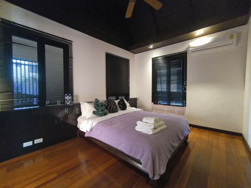 House in Compound BTS Ekkamai 4 bed / 2 bath, กรุงเทพ, พระโขนง, คลองเตย, กรุงเทพ, 350 ตร.ม., บ้านเดี่ยว ให้เช่า, โดย PROPERTYSIGHTS REAL ESTATE, 500380834 - DDproperty.com