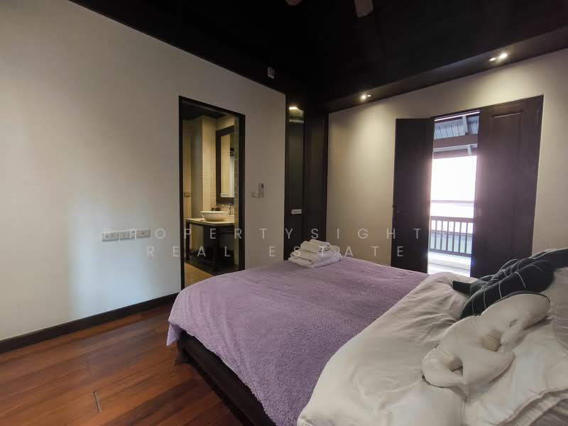 House in Compound BTS Ekkamai 4 bed / 2 bath, Bangkok, Phra Kanong, Khlong Toei, Bangkok, 4 Bedrooms, 350 sqm, Single Detached House For Rent, by PROPERTYSIGHTS REAL ESTATE, 500380834 - DDproperty.com