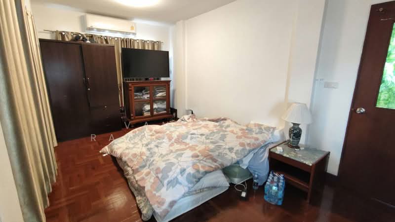 ลาดพร้าว 35, Bangkok, Chan Kasem, Chatuchak, Bangkok, 6 Bedrooms, 600 sqm, Single Detached House For Sale, by Vanitcha Ravipityanan, 500380856 - DDproperty.com