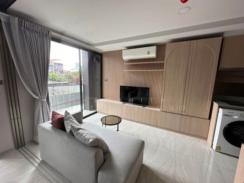 Walden Asoke, Bangkok, 120 12 Sukhumvit Road, Khlongtoei Nua, Watthana, Bangkok, 1 Bedroom, 34 sqm, Condo For Rent, by Thananith Ittitulyapong, 500380873 - DDproperty.com