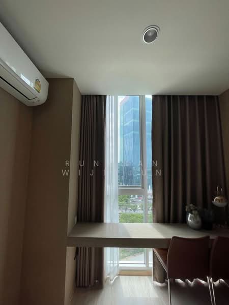 Noble Revolve Ratchada 2, Bangkok, 70 Soi Ratchadaphisek 10, Ratchadaphisek Road, Huai Khwang, Bangkok, 2 Bedrooms, 39 sqm, Condo For Sale, by Rungkan Wijitjun, 500380886 - DDproperty.com