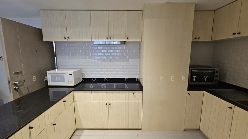 Villa Bajaj, Bangkok, Soi Sukhumvit 19, Khlongtoei Nua, Watthana, Bangkok, 2 Bedrooms, 160 sqm, Condo For Rent, by BANGKOK PROPERTY AGENTS, 500380911 - DDproperty.com