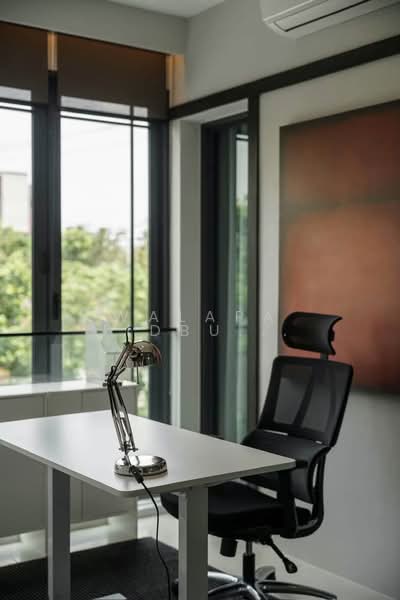 Baan Klang Muang Classe Sukhumvit 77, Bangkok, Soi On Nut 21, Suan Luang, Bangkok, 2 Bedrooms, 214 sqm, Single Detached House For Rent, by Walapa Jidbumrungsakun, 500380913 - DDproperty.com