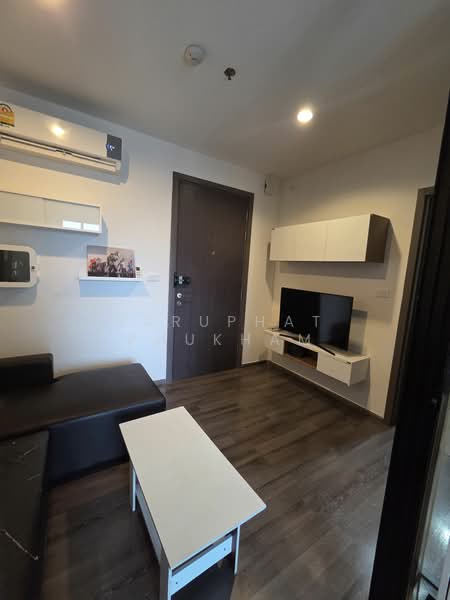 The Base Park East Sukhumvit 77, Bangkok, 99 Soi Pridi Banomyong 2, Phra Kanong Nua, Watthana, Bangkok, 1 Bedroom, 30 sqm, Condo For Rent, by Jaruphat Phukham, 500380920 - DDproperty.com