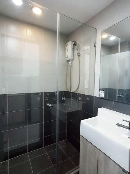 IDEO Mobi Charan Interchange, Bangkok, 531 Charansanitwong Road, Bang Khun Sri, Bangkok Noi, Bangkok, Studio, 23 sqm, Condo For Rent, by Sunitra Sachdev, 500380929 - DDproperty.com