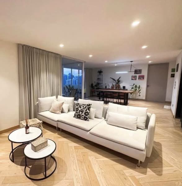 D.S. Tower 2 Sukhumvit 39, Bangkok, Soi Sukhumvit 39, Khlong Tan Nua, Watthana, Bangkok, 2 Bedrooms, 139 sqm, Condo For Rent, by Natta Buromsee, 500380934 - DDproperty.com