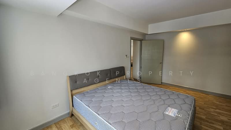 Villa Bajaj, Bangkok, Soi Sukhumvit 19, Khlongtoei Nua, Watthana, Bangkok, 3 Bedrooms, 240 sqm, Condo For Rent, by BANGKOK PROPERTY AGENTS, 500380944 - DDproperty.com