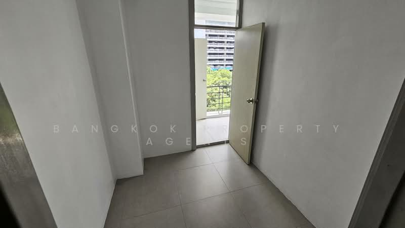 Villa Bajaj, Bangkok, Soi Sukhumvit 19, Khlongtoei Nua, Watthana, Bangkok, 3 Bedrooms, 240 sqm, Condo For Rent, by BANGKOK PROPERTY AGENTS, 500380944 - DDproperty.com