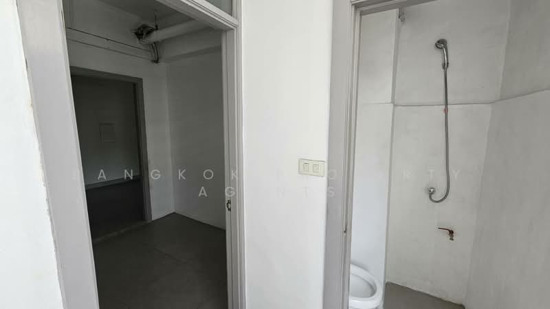 Villa Bajaj : วิลล่า บาจาจ, กรุงเทพ, ซอยสุขุมวิท 19, คลองเตยเหนือ, วัฒนา, กรุงเทพ, 240 ตร.ม., คอนโด ให้เช่า, โดย BANGKOK PROPERTY AGENTS, 500380944 - DDproperty.com