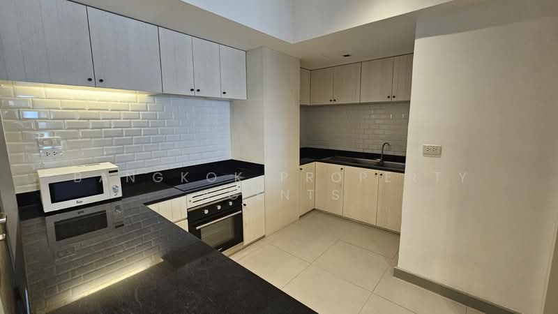 Villa Bajaj, Bangkok, Soi Sukhumvit 19, Khlongtoei Nua, Watthana, Bangkok, 2 Bedrooms, 161 sqm, Condo For Rent, by BANGKOK PROPERTY AGENTS, 500380974 - DDproperty.com