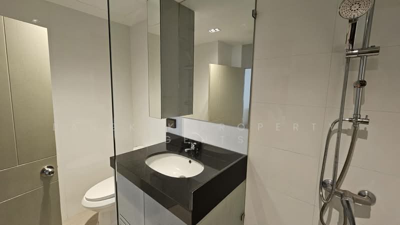 Villa Bajaj, Bangkok, Soi Sukhumvit 19, Khlongtoei Nua, Watthana, Bangkok, 2 Bedrooms, 161 sqm, Condo For Rent, by BANGKOK PROPERTY AGENTS, 500380974 - DDproperty.com