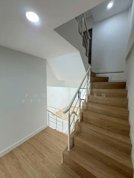 Baan Saranon Pak Kret, Nonthaburi, Saranon Housing, Pak Kret, Nonthaburi, 4 Bedrooms, 216 sqm, Townhouse For Sale, by Poonyaporn Veerabulyarit, 500381007 - DDproperty.com