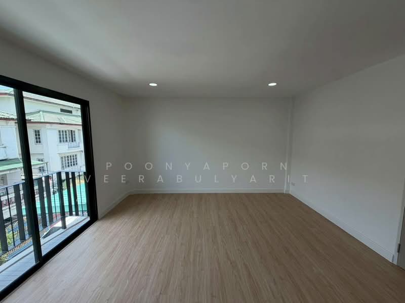 Baan Saranon Pak Kret : หมู่บ้านสรานนท์ ปากเกร็ด, นนทบุรี, เคหะสรานนท์, ปากเกร็ด, นนทบุรี, 216 ตร.ม., ทาวน์เฮ้าส์ ขาย, โดย Poonyaporn Veerabulyarit, 500381007 - DDproperty.com