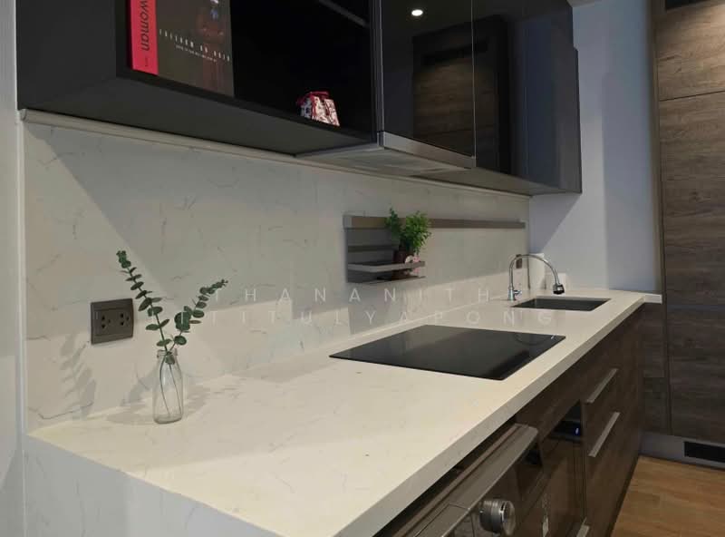 Muniq Langsuan, Bangkok, Soi Tonson, Lumphini, Pathum Wan, Bangkok, 2 Bedrooms, 86 sqm, Condo For Rent, by Thananith Ittitulyapong, 500381010 - DDproperty.com