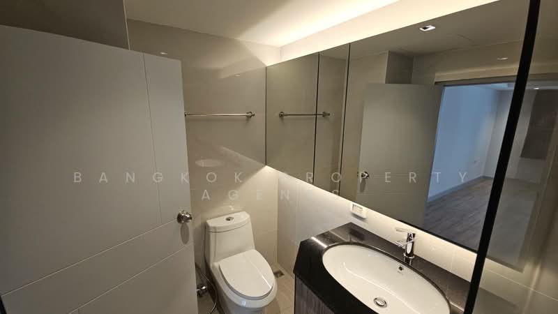 Villa Bajaj, Bangkok, Soi Sukhumvit 19, Khlongtoei Nua, Watthana, Bangkok, 2 Bedrooms, 159 sqm, Condo For Rent, by BANGKOK PROPERTY AGENTS, 500381029 - DDproperty.com