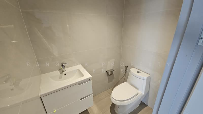 Villa Bajaj, Bangkok, Soi Sukhumvit 19, Khlongtoei Nua, Watthana, Bangkok, 2 Bedrooms, 159 sqm, Condo For Rent, by BANGKOK PROPERTY AGENTS, 500381029 - DDproperty.com