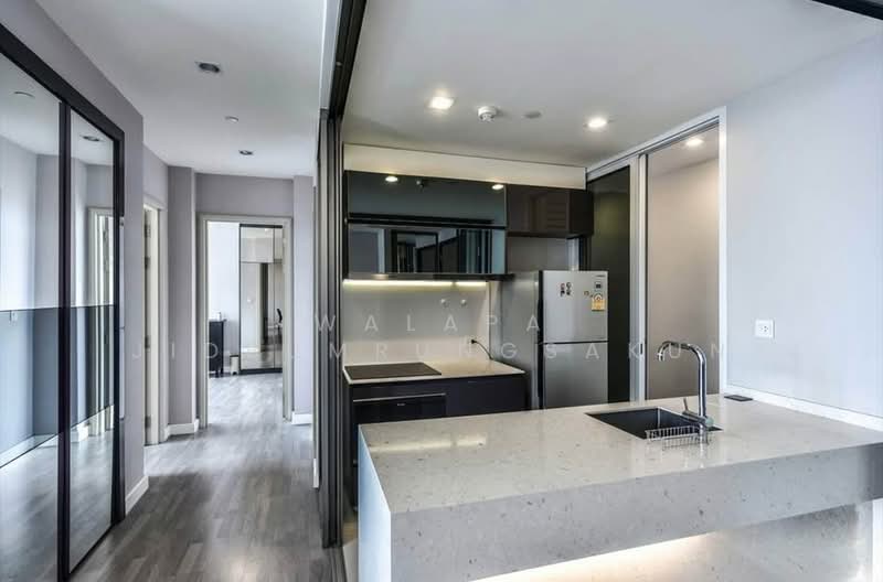 The Room Sathorn, Bangkok, 78 Pan Road, Silom, Bang Rak, Bangkok, 2 Bedrooms, 78 sqm, Condo For Rent, by Walapa Jidbumrungsakun, 500381030 - DDproperty.com
