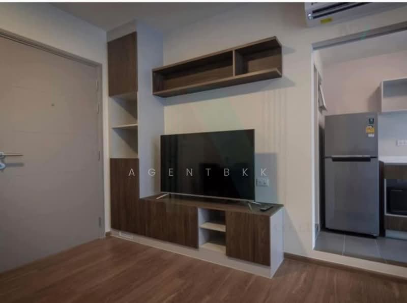 Dcondo Tann Charan, Bangkok, Liap Thang Rotfai Taling Chan Road, Bang Khun Non, Bangkok Noi, Bangkok, Studio, 27 sqm, Condo For Sale, by Agentbkk, 500381044 - DDproperty.com
