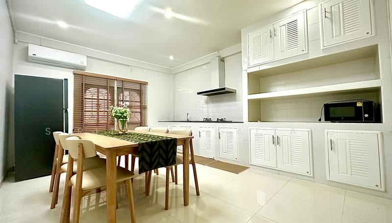 หมู่บ้านรังสิยา อุดมสุข 58 บ้านเดี่ยวรีโนเวทใหม่ 70 ตารางวา 4 ห้องนอน 4 ห้องน้ำ ตกแต่งครบ, กรุงเทพ, สุขุมวิท 103, บางนาเหนือ, บางนา, กรุงเทพ, 350 ตร.ม., บ้านเดี่ยว ให้เช่า, โดย Sirithong Saetang, 500381053 - DDproperty.com