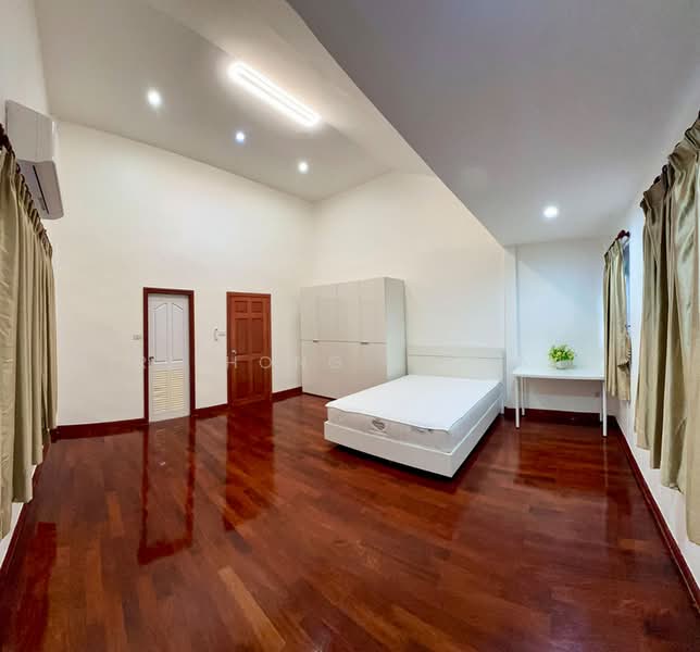 For Rent Fully Renovated, Excellent Value Family Home, Sukhumvit-Bangna (Udomsuk 58), Bangkok, สุขุมวิท 103, Bang Na Nuea, Bang Na, Bangkok, 4 Bedrooms, 350 sqm, Single Detached House For Rent, by Sirithong Saetang, 500381053 - DDproperty.com