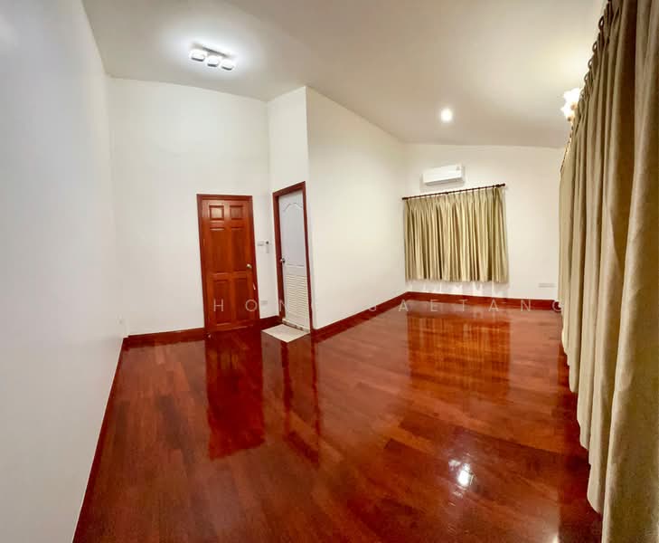 For Rent Fully Renovated, Excellent Value Family Home, Sukhumvit-Bangna (Udomsuk 58), Bangkok, สุขุมวิท 103, Bang Na Nuea, Bang Na, Bangkok, 4 Bedrooms, 350 sqm, Single Detached House For Rent, by Sirithong Saetang, 500381053 - DDproperty.com