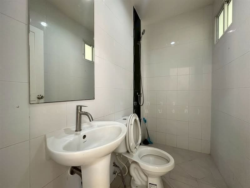อาร์เค พาร์ค หทัยราษฎร์ (RK Park Hathairat), Bangkok, ถนนหทัยราษฎร์, Bang Chun, Khlong Sam Wa, Bangkok, 3 Bedrooms, 110 sqm, Townhouse For Sale, by คุณ ยุทธการ อินธิสอน (แบงค์), 500381068 - DDproperty.com