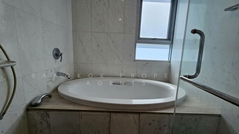 Chodtayakorn, Bangkok, Soi Sukhumvit 23, Khlongtoei Nua, Watthana, Bangkok, 3 Bedrooms, 220 sqm, Condo For Rent, by BANGKOK PROPERTY AGENTS, 500381119 - DDproperty.com