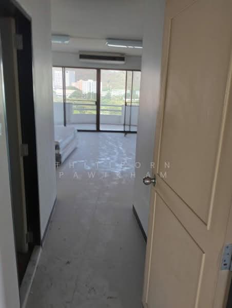 Laem Chabang Tower, Chon Buri (Pattaya), Thung Suk La, Si Racha, Chon Buri (Pattaya), 3 Bedrooms, 188 sqm, Condo For Rent, by Thitiporn Pawikham, 500381126 - DDproperty.com