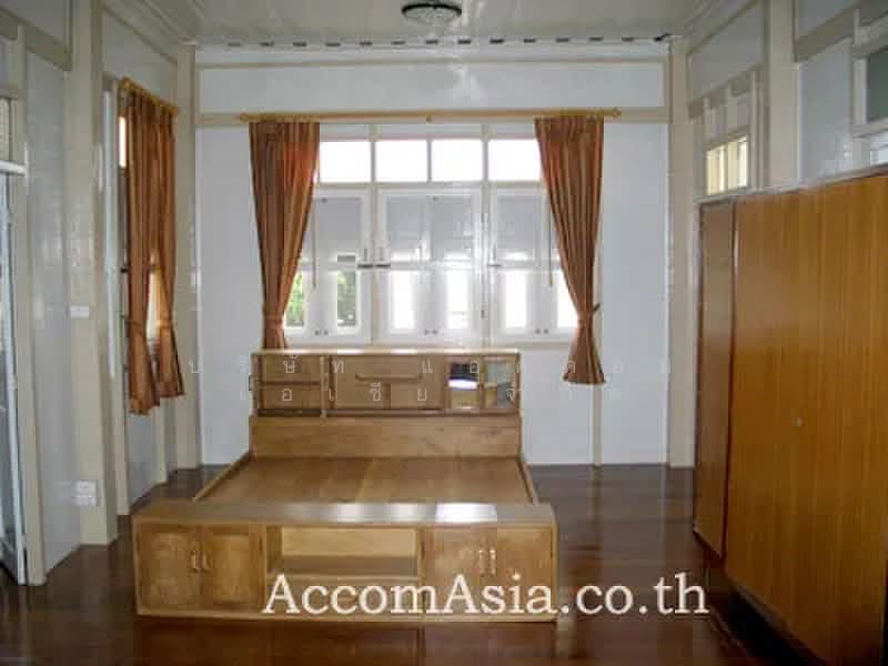 Home Office 3 Bedrooms House for Rent in Silom, Bangkok near MRT Sam Yan, Bangkok, Suriyawong, Bang Rak, Bangkok, 3 Bedrooms, 300 sqm, Single Detached House For Rent, by บริษัท แอคคอม เอเซีย จำกัด, 500381140 - DDproperty.com