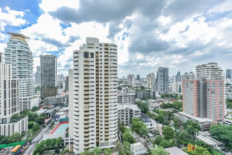 Vittorio 39, Bangkok, 8 Sukhumvit, Khlong Tan Nua, Watthana, Bangkok, 2 Bedrooms, 141 sqm, Condo For Rent, by Nicha Peerakittikul, 500381166 - DDproperty.com