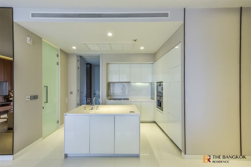 Vittorio 39, Bangkok, 8 Sukhumvit, Khlong Tan Nua, Watthana, Bangkok, 2 Bedrooms, 141 sqm, Condo For Rent, by Nicha Peerakittikul, 500381166 - DDproperty.com