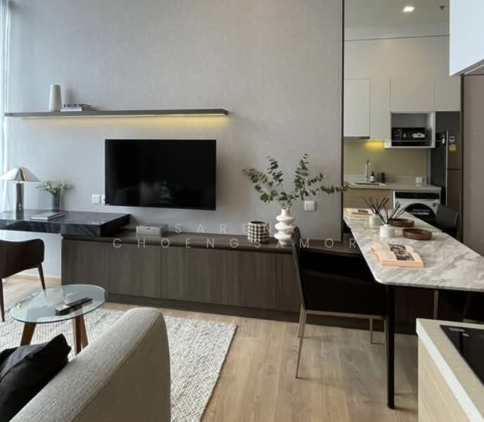 Noble Around Sukhumvit 33, Bangkok, 17 Soi Sukhumvit 33, Khlong Tan Nua, Watthana, Bangkok, 1 Bedroom, 34 sqm, Condo For Rent, by Sarena Choengsamor, 500381183 - DDproperty.com