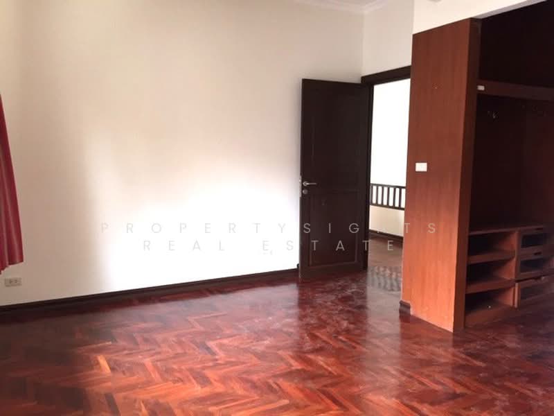 House in Compound BTS Thonglor 4 bed / 4 bath, กรุงเทพ, พระโขนง, คลองเตย, กรุงเทพ, 350 ตร.ม., บ้านเดี่ยว ให้เช่า, โดย PROPERTYSIGHTS REAL ESTATE, 500381207 - DDproperty.com