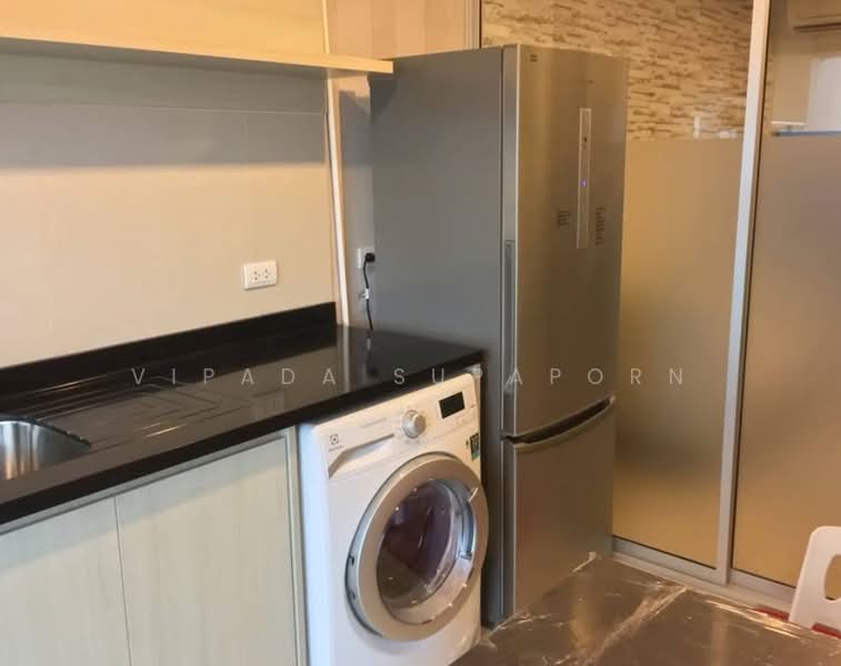 Rhythm Sathorn-Narathiwas, Bangkok, 651 Naradhiwas Rajanagarindra Road, Thung Maha Mek, Sathon, Bangkok, 1 Bedroom, 35 sqm, Condo For Rent, by Vipada Supaporn, 500381232 - DDproperty.com