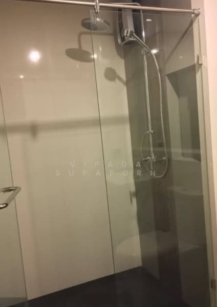 Rhythm Sathorn-Narathiwas, Bangkok, 651 Naradhiwas Rajanagarindra Road, Thung Maha Mek, Sathon, Bangkok, 1 Bedroom, 35 sqm, Condo For Rent, by Vipada Supaporn, 500381232 - DDproperty.com