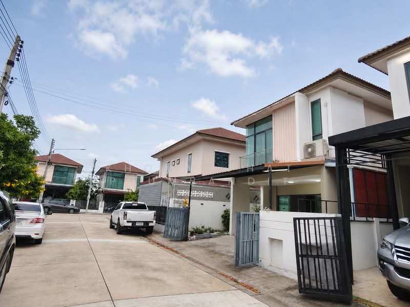 Pruksa Ville 71/2 Laem Chabang-Bang Lamung, Chon Buri (Pattaya), Soi Bang Lamung 3, Bang Lamung, Bang Lamung (Pattaya), Chon Buri (Pattaya), 3 Bedrooms, 136 sqm, Semi-Detached House (Twin House) For Sale, by Khommaphat Phumbandit, 500381261 - DDproperty.com