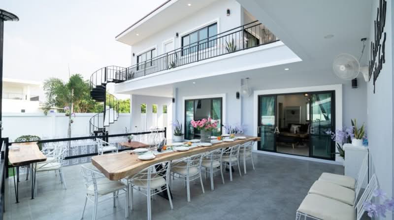 6 Bedrooms Pool Villa for Sale in Huay Yai, Chon Buri (Pattaya), Bang Lamung, Bang Lamung (Pattaya), Chon Buri (Pattaya), 6 Bedrooms, 350 sqm, Villa For Sale, by PLC real estate, 500381284 - DDproperty.com