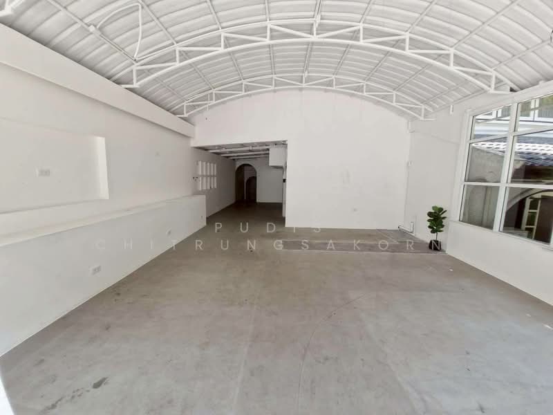 Commercial Space for Rent – Rama 9 near The Nine Center Rama 9, Bangkok, Suan Luang, Suan Luang, Bangkok, , 60 sqm, Retail Space For Rent, by Pudis Chitrungsakorn, 500381314 - DDproperty.com