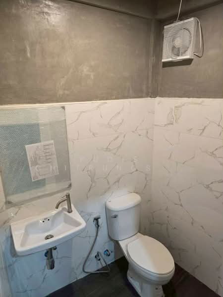 4-Storeys Commercial Building for Rent/Sale – On Nut / Srinakarin, Bangkok, Suan Luang, Bangkok, , 176 sqm, Shophouse For Rent, by Pudis Chitrungsakorn, 500381355 - DDproperty.com