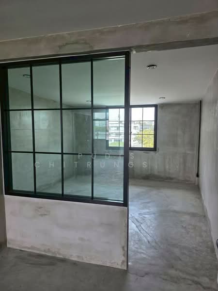 4-Storeys Commercial Building for Rent/Sale – On Nut / Srinakarin, Bangkok, Suan Luang, Bangkok, , 176 sqm, Shophouse For Rent, by Pudis Chitrungsakorn, 500381355 - DDproperty.com