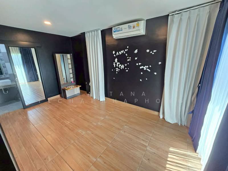 undefined, Chon Buri (Pattaya), Nong Pru, Bang Lamung (Pattaya), Chon Buri (Pattaya), 3 Bedrooms, 204 sqm, Single Detached House For Rent, by Mantana Techapahaphong, 500381369 - DDproperty.com