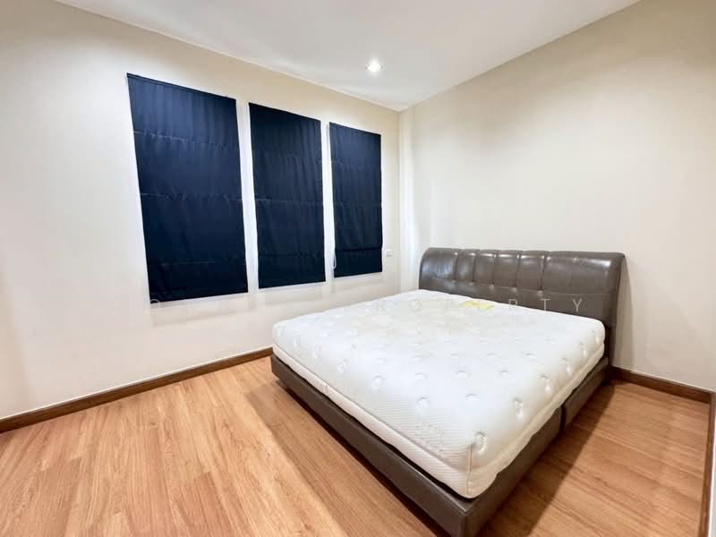 Golden Town 2 Onnut-Ladkrabang, Bangkok, Soi Prachathorn, Lat Krabang, Lat Krabang, Bangkok, 4 Bedrooms, 113 sqm, Townhouse For Rent, by Connex Property, 500381432 - DDproperty.com
