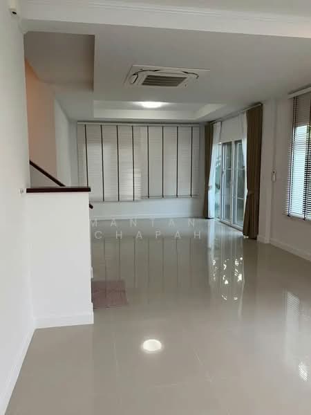 undefined, Chon Buri (Pattaya), Huai Kapi, Muang Chon Buri, Chon Buri (Pattaya), 4 Bedrooms, 218 sqm, Single Detached House For Rent, by Mantana Techapahaphong, 500381453 - DDproperty.com