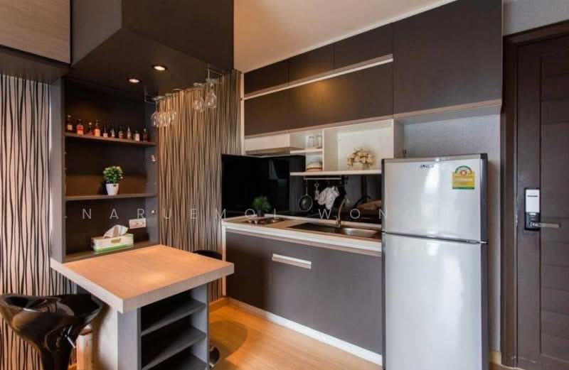 Thru Thonglor, Bangkok, Petchaburi Road, Bang Kapi, Huai Khwang, Bangkok, 1 Bedroom, 36 sqm, Condo For Rent, by Naruemol Wongta, 500381481 - DDproperty.com