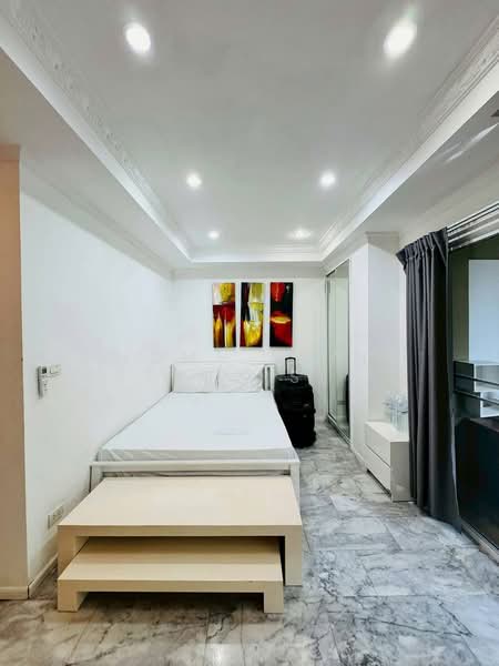 Siam Oriental Twins, Chon Buri (Pattaya), 352/323 Phra Tam Nak 4 Alley, Nong Pru, Bang Lamung (Pattaya), Chon Buri (Pattaya), Studio, 27 sqm, Condo For Rent, by HOME Real Estate Service, 500381494 - DDproperty.com