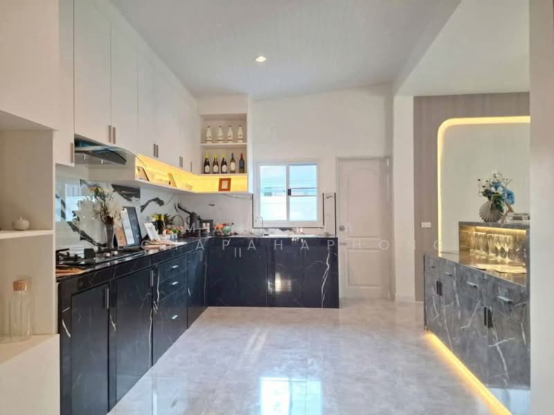 Chaiyapruek 2 Suwinthawong Khumklao, Bangkok, Khumklao Road, Saen Sab, Min Buri, Bangkok, 3 Bedrooms, 150 sqm, Single Detached House For Rent, by Mantana Techapahaphong, 500381505 - DDproperty.com