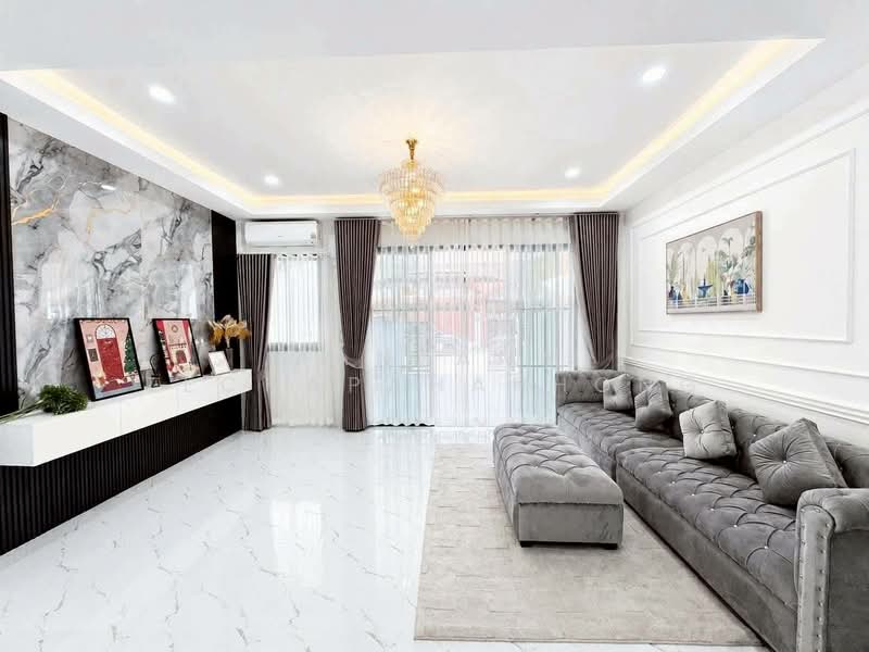 3-BR Townhouse, Chon Buri (Pattaya), Nong Pru, Bang Lamung (Pattaya), Chon Buri (Pattaya), 3 Bedrooms, 140 sqm, Townhouse For Rent, by Mantana Techapahaphong, 500381515 - DDproperty.com