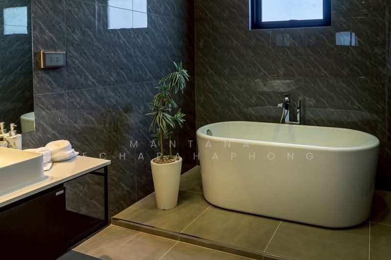 undefined, Chon Buri (Pattaya), Huai Yai, Bang Lamung (Pattaya), Chon Buri (Pattaya), 4 Bedrooms, 367 sqm, Villa For Rent, by Mantana Techapahaphong, 500381545 - DDproperty.com